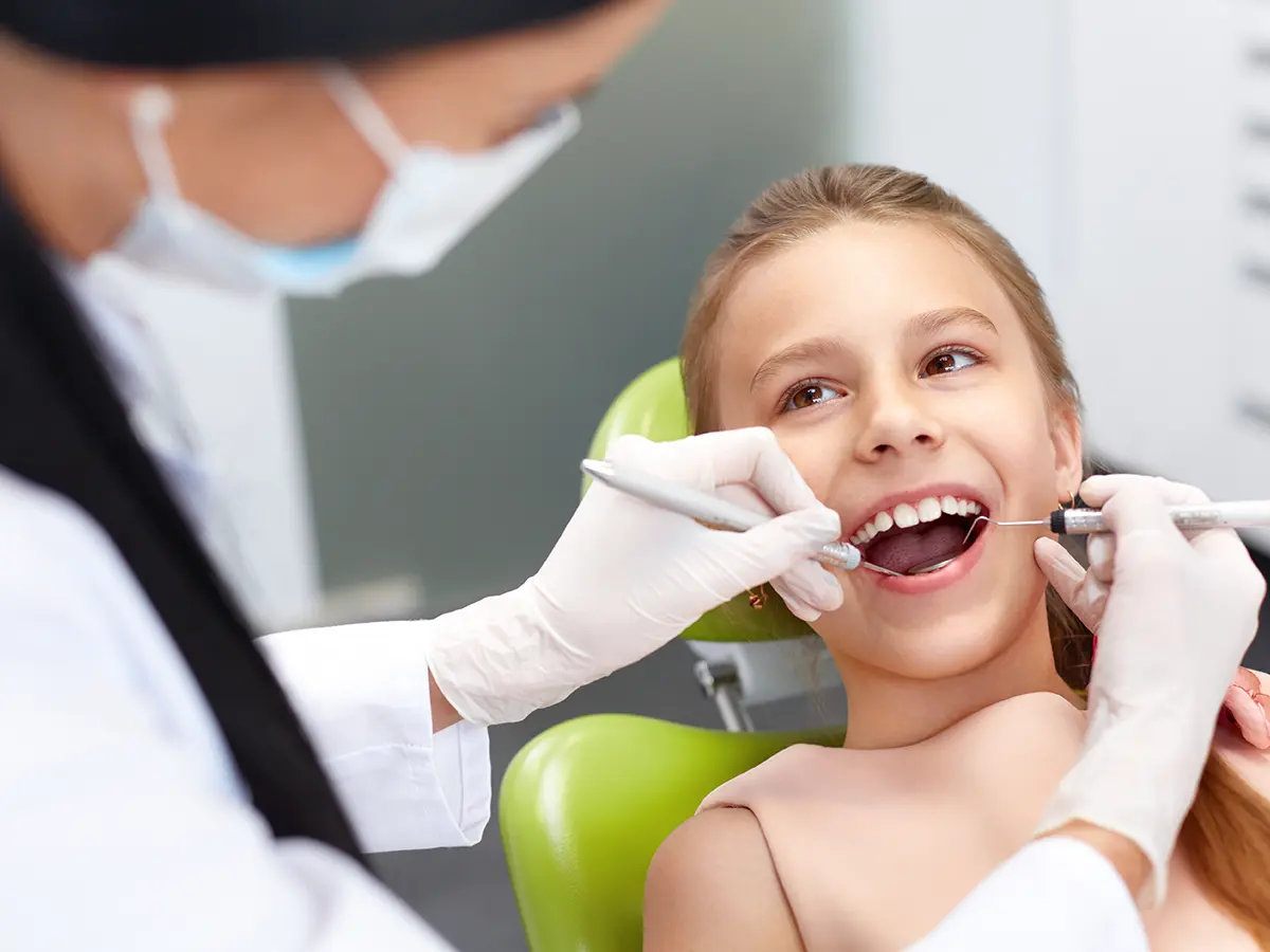 Rapporto di fiducia con i bambini dal dentista - Studio Associato Odontoiatria SAO - Chiaia, Posillipo - Napoli